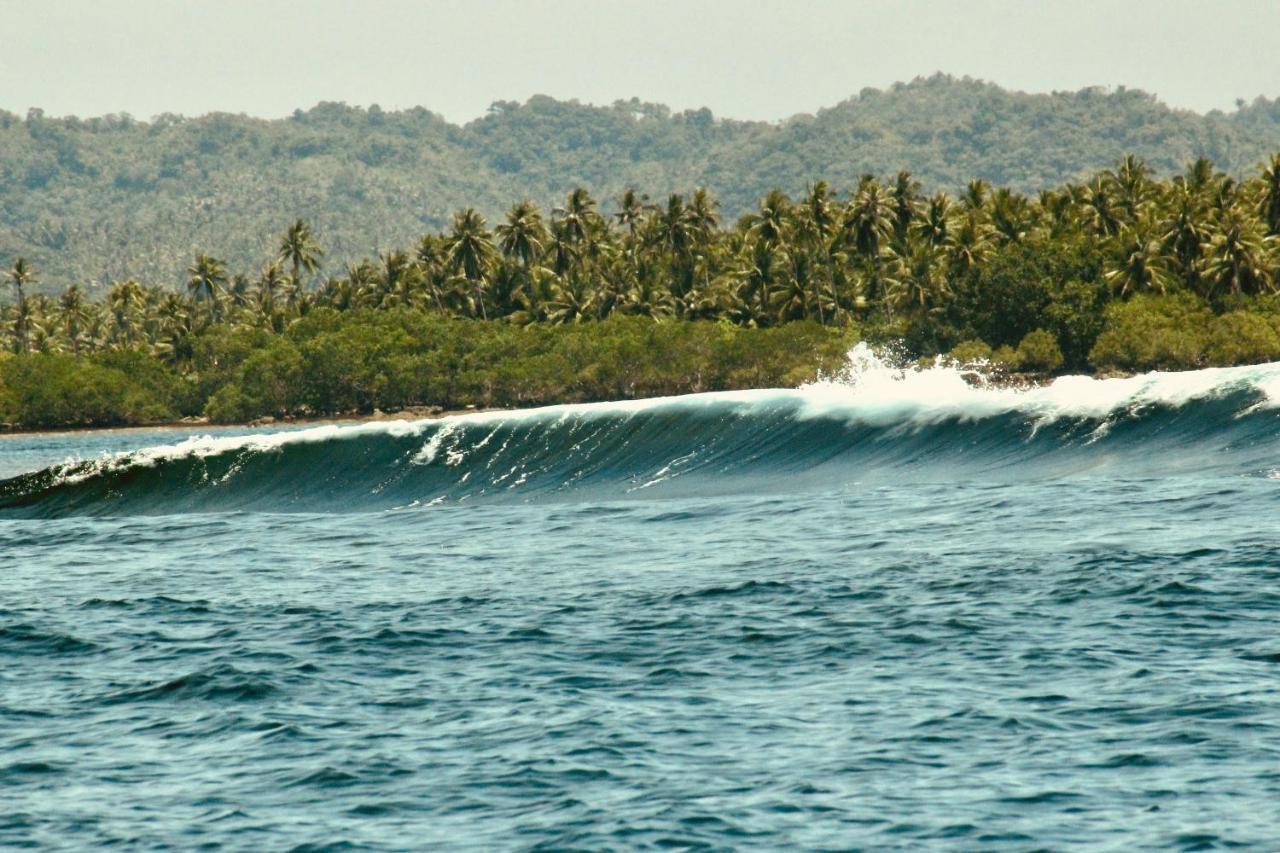 "Triangle Hut" Camp Fuego Siargao Hotel Catangnan Kültér fotó